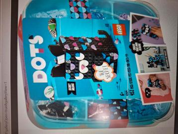 Lego dots 41924 secret holder beschikbaar voor biedingen
