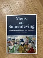 Boeken 1e bachelor Handelswetenschappen UGent, Boeken, Economie, Management en Marketing, Gelezen, Diverse auteurs, Ophalen of Verzenden