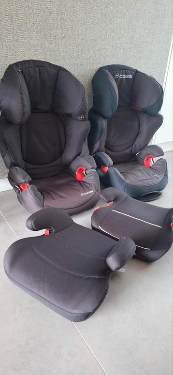 Set van 4 autostoelen Maxi-Cosi 2 hoge en 2 lage 15-36 kg beschikbaar voor biedingen