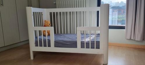 Peuterbed met 2 zijstukken: volledig toe of half open, Kinderen en Baby's, Kinderkamer | Bedden, Gebruikt, Matras, Ophalen