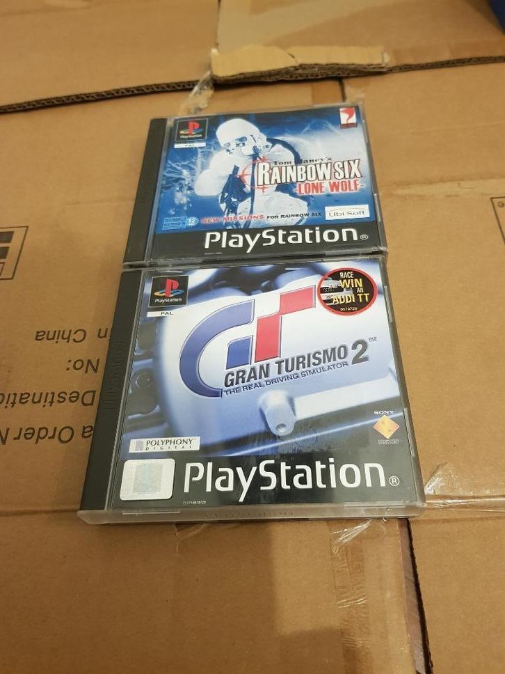 Set 2 PS1-games: Gran Turismo 2 en Rainbow Six, Games en Spelcomputers, Games | Sony PlayStation 1, Gebruikt, Ophalen of Verzenden