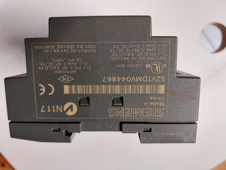 Siemens Logo 12/24RC DM16 24, Hobby en Vrije tijd, Elektronica-componenten, Zo goed als nieuw, Ophalen of Verzenden