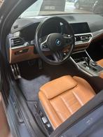 Très belle BMW 330 à vendre, Autos, Cuir, Argent ou Gris, Carnet d'entretien, Berline