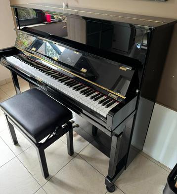 Te koop: prachtige zwarte buffetpiano – ASTOR, Brillant, Comme neuf, Enlèvement, Piano