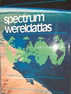 Spectrum wereldatlas, Boeken, Ophalen of Verzenden, Gelezen