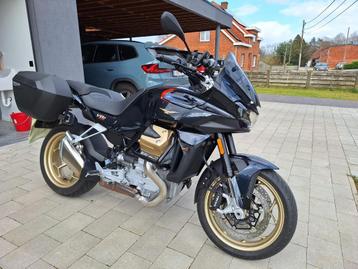 V100 Mandello Nero - bouwjaar 2024, 2 cilinders, Particulier, Meer dan 35 kW, Toermotor