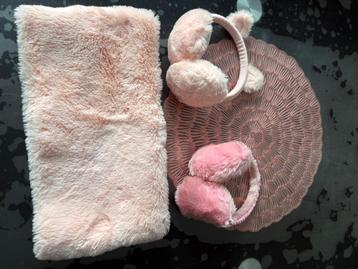 Lot cache cou et oreilles pour fille, Enlèvement ou Envoi, Comme neuf, Fille, Ensemble
