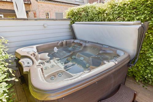 Jacuzzi Maax - Coleman in prima staat, Tuin en Terras, Bubbelbaden en Hottubs, Zo goed als nieuw, Ophalen