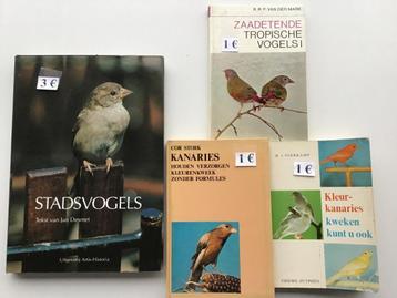 diverse boeken over vogels en dieren beschikbaar voor biedingen