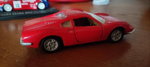MAISTO FERRARI DINO 246 GT Ech 1/36, Hobby en Vrije tijd, Modelauto's | Overige schalen, Zo goed als nieuw, Auto, Ophalen
