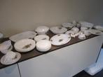 ARCOPAL deel van diverse serviezen keukengerei vintage, Ophalen