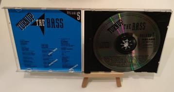 Turn up the Bass volume 5 house acid new beat beschikbaar voor biedingen