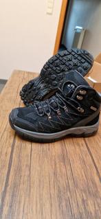 Dames wandelschoenen waterdicht met spikes maat 40, Ophalen, Zo goed als nieuw, Schoenen