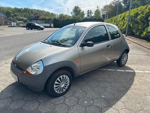Propere Ford KA benzine met maar 53000 km op de teller ., Auto's, Ford, Bedrijf, Te koop, Ka, ABS, Airbags, Boordcomputer, Electronic Stability Program (ESP)