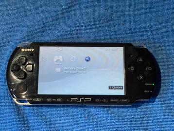 PSP 3000 avec batt neuve, écran verre et carte SD de 64 Go, Enlèvement ou Envoi, Utilisé, Noir, PSP