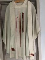 Witte wollen kazuifel met onderstola, Antiek en Kunst, Ophalen of Verzenden
