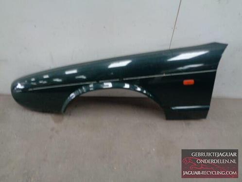 Spatbord links groene kleur deze heeft beetje werk onder aan, Auto-onderdelen, Carrosserie, Spatbord, Jaguar, Links, Gebruikt