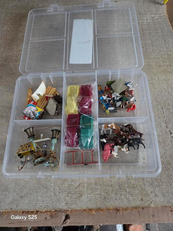 MAGNIFIQUE BOULE  LUMINEUSE KIBRI+FIGURINE ET ANIMAUX+, Hobby & Loisirs créatifs, Trains miniatures | HO, Comme neuf, Nature, Envoi