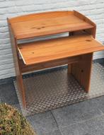 Sterke wandtafel met schappen, Ophalen, Zo goed als nieuw