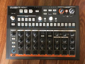 Arturia drumbrute impact uitstekende staat beschikbaar voor biedingen
