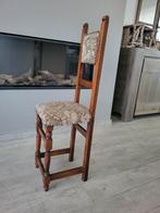 Oud antiek stoeltje . 10 euro, Antiek en Kunst, Ophalen