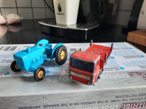 Matchbox regular wheels bespeeld; nr 10 & 39, Hobby en Vrije tijd, Modelauto's | Overige schalen, Gebruikt, Ophalen of Verzenden
