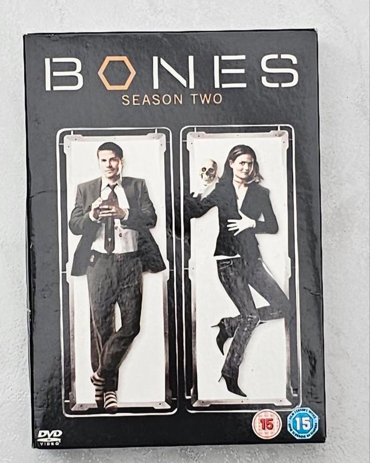 Dvd box bones seizoen 2 deshanel boreanaz conlin, Cd's en Dvd's, Dvd's | Tv en Series, Zo goed als nieuw, Actie en Avontuur, Boxset