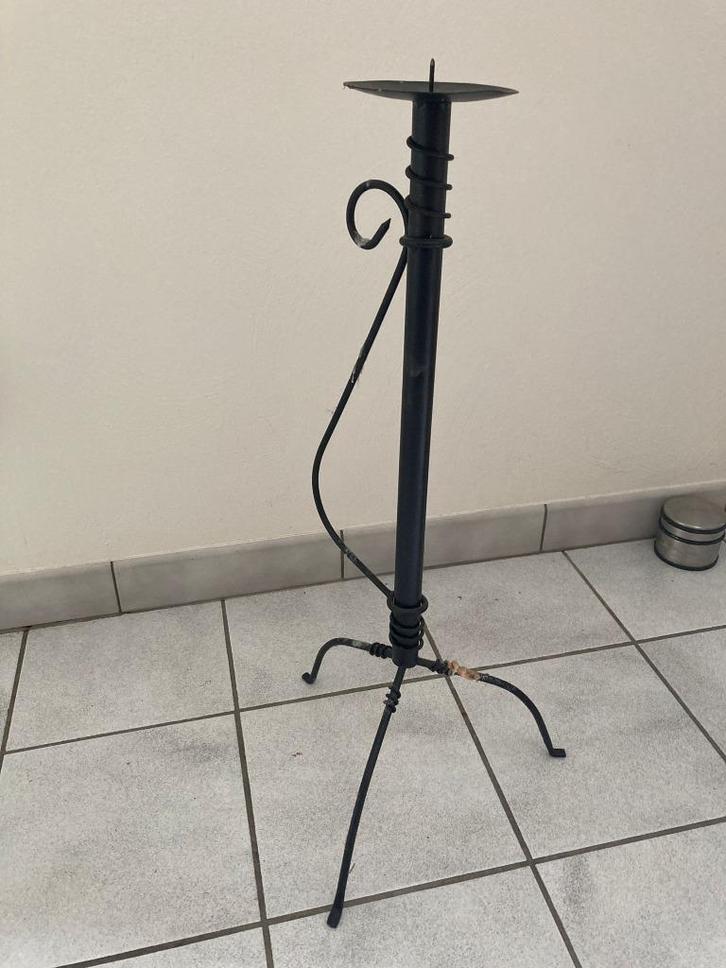 Staande kandelaar, smeedijzer, Huis en Inrichting, Woonaccessoires | Kandelaars en Kaarsen, Gebruikt, Kandelaar, 50 tot 75 cm