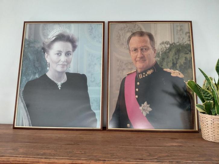 Staatsportretten van Albert II en Paola, Verzamelen, Koningshuis en Royalty, Gebruikt, Ophalen