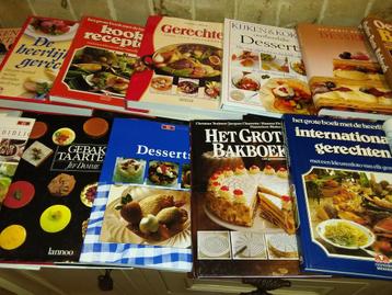 Grote partij kookboeken,  dessertboeken, perfecte staat  beschikbaar voor biedingen