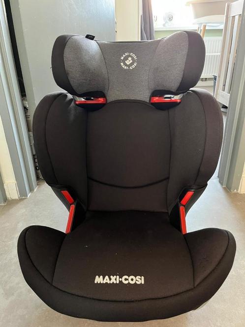 Autostoel Maxi-Cosi Rodi XP FIX Basic Black, Kinderen en Baby's, Autostoeltjes, Zo goed als nieuw, Maxi-Cosi, 15 t/m 36 kg, Isofix