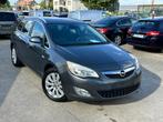 Opel Astra Sports Tourer 1.7L Diesel, Auto's, Euro 5, Zwart, Parkeersensor, https://public.car-pass.be/vhr/081cd7d7-b7b7-450f-8842-fd25976f68a3