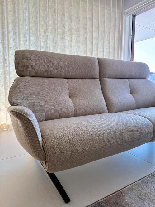 Himolla Sofa Relax 2-zit NIEUW, Huis en Inrichting, Zetels | Zetels en Chaises Longues, Nieuw, Ophalen