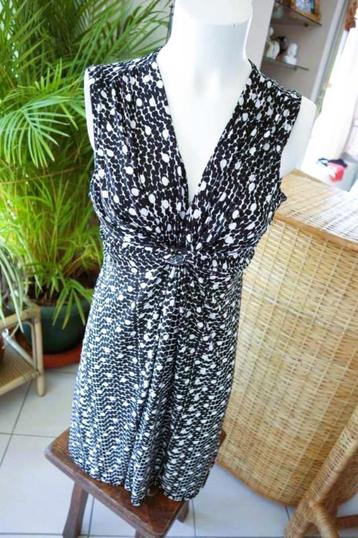 leuk passend vintage dressing zwart wit jurk beschikbaar voor biedingen