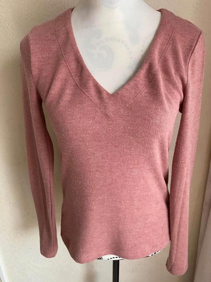 Pull-over en maille fine – Marque MANGO – T S, Vêtements | Femmes, Pulls & Gilets, Comme neuf, Enlèvement ou Envoi