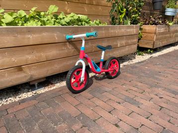 Loopfiets met handvat beschikbaar voor biedingen