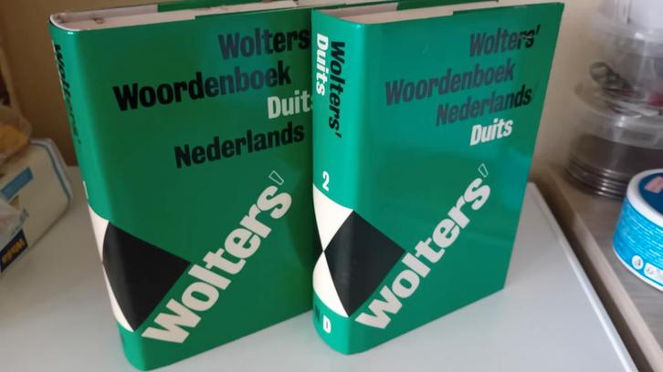 Duits Nederlands woordenboek Nederlands Duits woordenboek tw, Livres, Langue | Allemand, Comme neuf, Non-fiction, Enlèvement ou Envoi