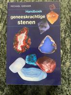 Handboek geneeskrachtige stenen. Michael Gienger., Boeken, Esoterie en Spiritualiteit, Ophalen of Verzenden