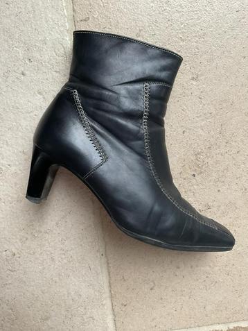 Bottines en cuir Gabor, 37,5 disponible aux enchères