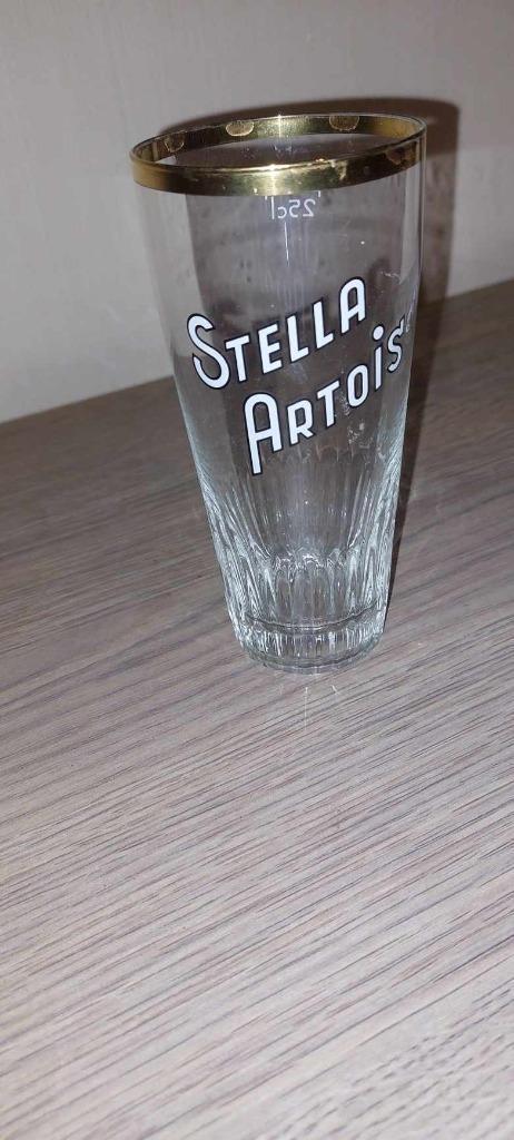 bierglas / Stella Artois / 25 CL., Collections, Verres & Petits Verres, Utilisé, Verre à bière, Enlèvement ou Envoi