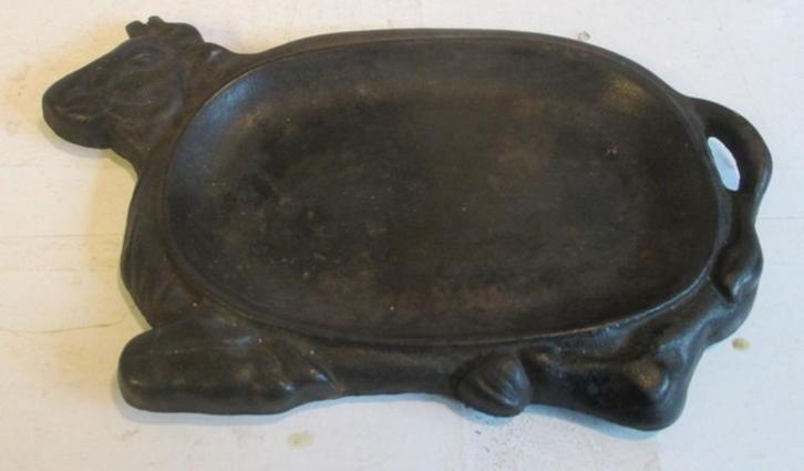 vintage gietijzeren koe ramasse schotel vlees slagerij, Antiek en Kunst, Antiek | Keukengerei, Verzenden