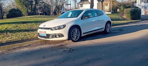 V.W. Scirocco 1.400 TSI de 2009 de 122CV, Auto's, Volkswagen, Particulier, Scirocco, ABS, Adaptieve lichten, Airbags, Airconditioning