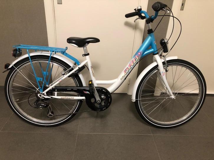 Meisjesfiets BNB Bike 24 inch in heel goede staat, Fietsen en Brommers, Fietsen | Meisjes, Zo goed als nieuw, 24 inch, Handrem