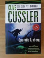 Clive Cussler - Operatie ijsberg (Dirk Pitt avontuur), Boeken, Thrillers, Gelezen, Clive Cussler, Amerika, Ophalen of Verzenden