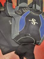 2 duikpakken : Forth Element (m), Scubapro (v) , duikkap, Enlèvement, Utilisé, Combinaison de plongée