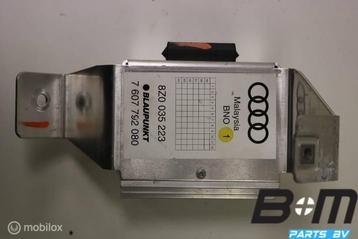 Versterker achter speakers Audi A2 8Z0035223 beschikbaar voor biedingen