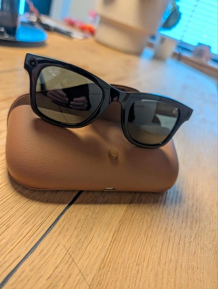 Ray-Ban Meta Wayfarer gen1 – bijna nieuwe AI glasses, Handtassen en Accessoires, Zonnebrillen en Brillen | Heren, Zo goed als nieuw