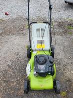 A vendre tondeuse autotractée en très bon état, Tuin en Terras, Grasmaaiers, Ophalen, Cirkelmaaier, Zo goed als nieuw, Benzine-grasmaaier