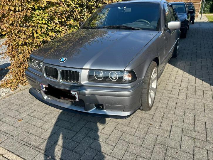 BMW 316i serie E36 1991 OLDTIMER!!, Auto's, BMW, Particulier, 3 Reeks, Benzine, Euro 1, Berline, 4 deurs, Handgeschakeld, Zilver of Grijs