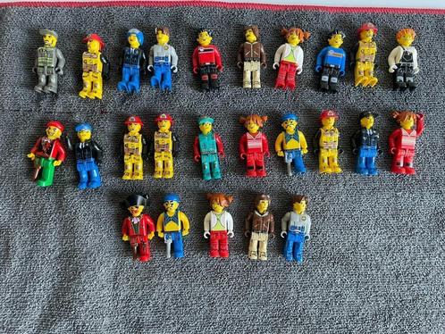 25 Lego 4juniors minifigs, Kinderen en Baby's, Speelgoed | Duplo en Lego, Gebruikt, Lego, Losse stenen, Ophalen of Verzenden